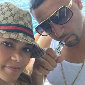 Meet your Posher, Carina